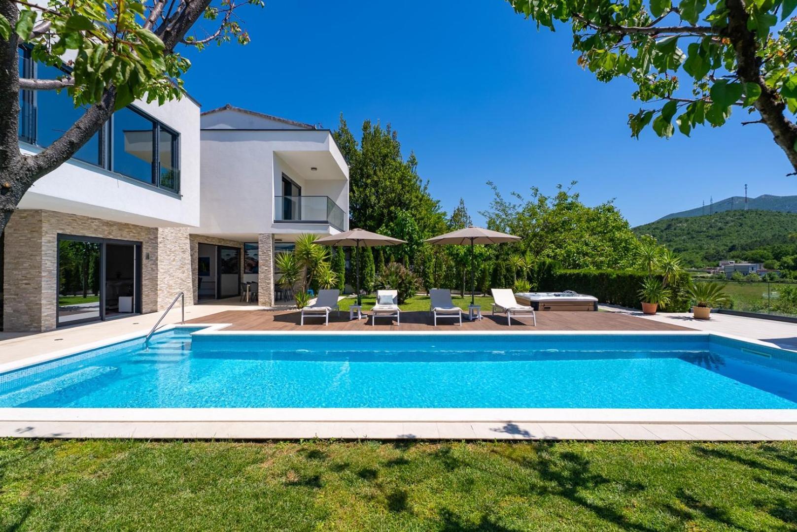 Villa Agava With Heated Pool, Jacuzzi, Sauna, Gym, 4 En-Suite Bedrooms Gata Eksteriør bilde